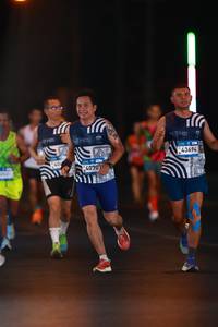 BIB: 4070, 43694
                            <button type="button" onclick="openModal(22799322)" class="btn btn-primary btn-sm float-right btn-popup" data-toggle="modal" data-target=".modal-high-quality">
                        <i class="fas fa-shopping-cart"></i> Add to Cart
                    </button>
                                            <button type="button" onclick="isThisMe(22799322, true)" class="btn btn-success btn-sm float-right btn-popup btn-isme hidden" data-toggle="tooltip" data-placement="bottom" title="นี่คือรูปของคุณใช่ไหม คลิกที่นี่เพื่อเอาเข้าอัลบั้ม">
                        <i class="fas fa-plus"></i> Add to album
                    </button>
                    <button type="button" onclick="isThisMe(22799322, false)" class="btn btn-warning btn-sm float-right btn-popup btn-isnotme hidden">
                        <i class="fas fa-ban"></i> Remove from album
                    </button>